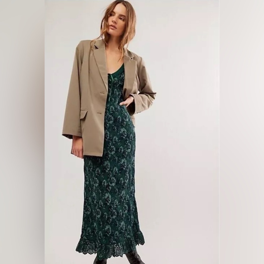 $198 Free People McKenna Smocked Floral Short sleeve Dobby Midi Dress SZ XS